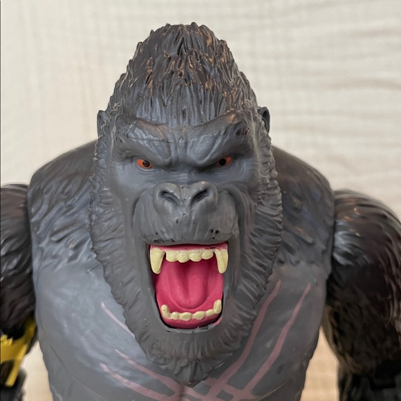 Kong and Godzilla action figure set 2 total - Picture 3 of 5